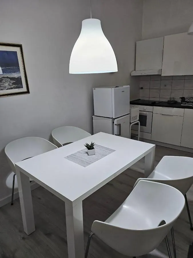 App Garibaldi Apartman Fiume Horvátország