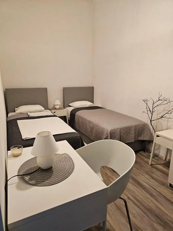 App Garibaldi Apartman Fiume 0*,  Horvátország